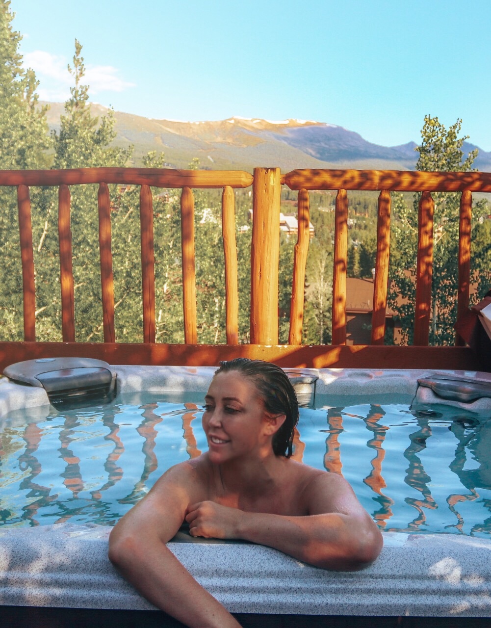 You Need To Stay At This Insanely Beautiful Mountain Hostel- Breckenridge On A Budget
