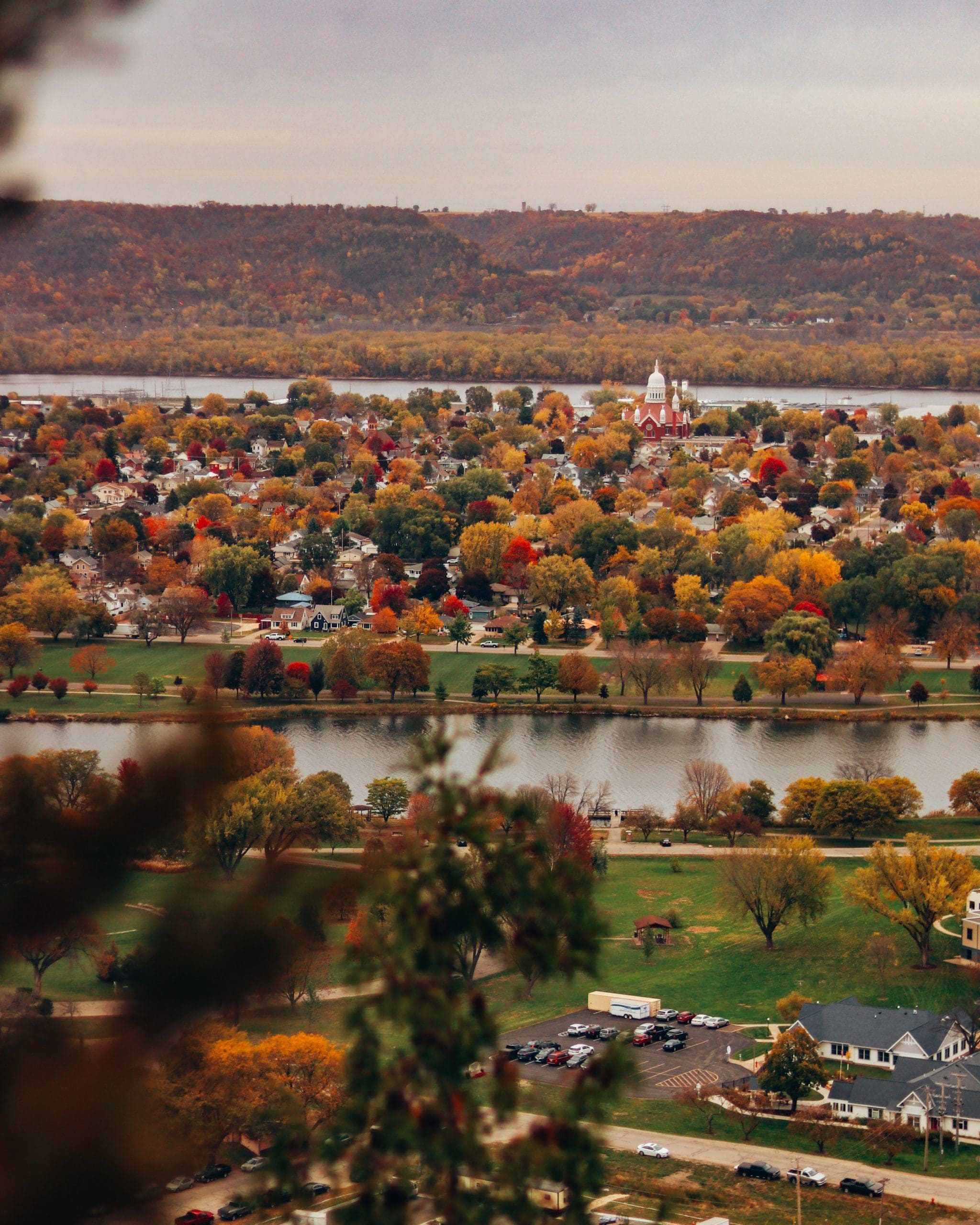 Winona, MN Fall Colors Add It To Your Minnesota Bucket List! The